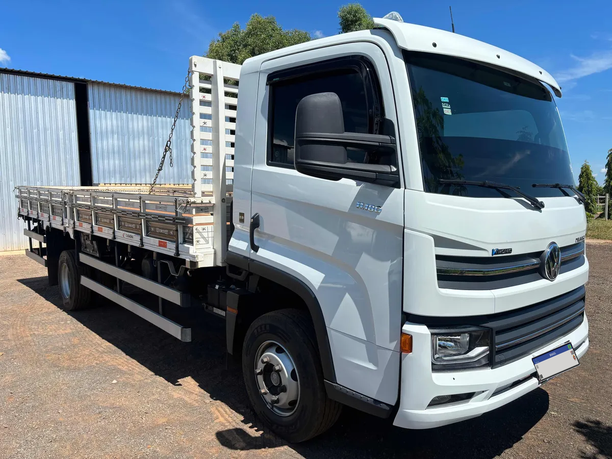 Volkswagen 11.180 Delivery 4x2 24/24